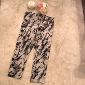 Ntw Lululemon Leggings Sz 4